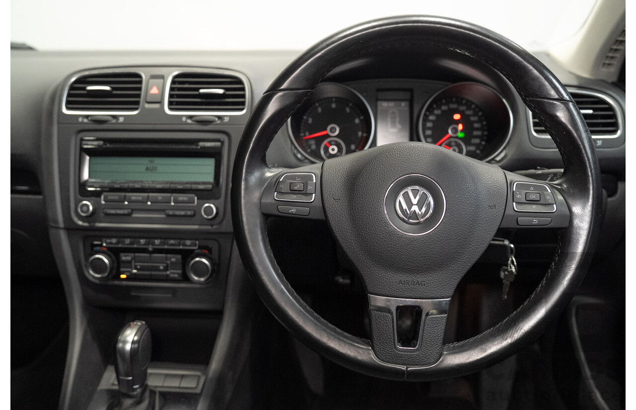 06/2011 Volkswagen Golf 118 TSI Comfortline 1K MY11 4d Wagon White Twincharged 1.4L