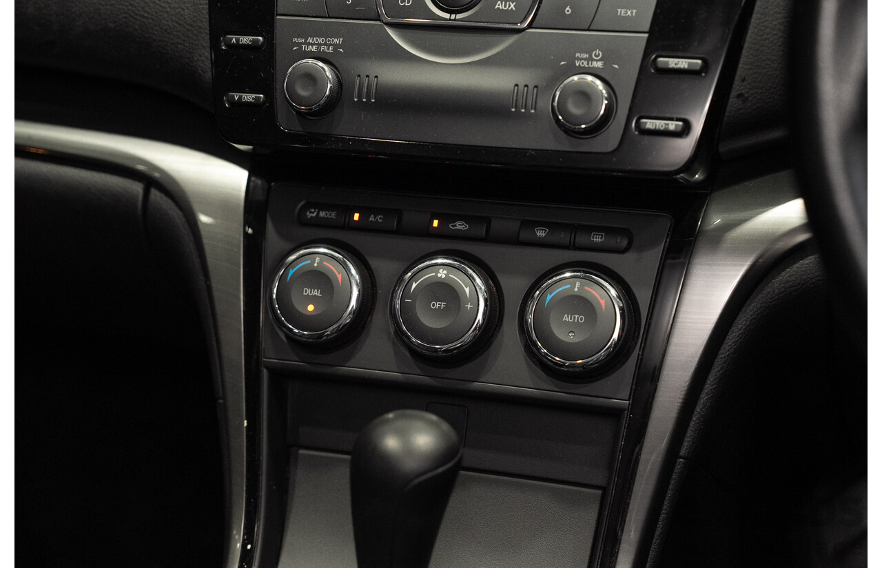 04/2011 Mazda 6 TOURING GH MY10 4d Wagon Grey 2.5L