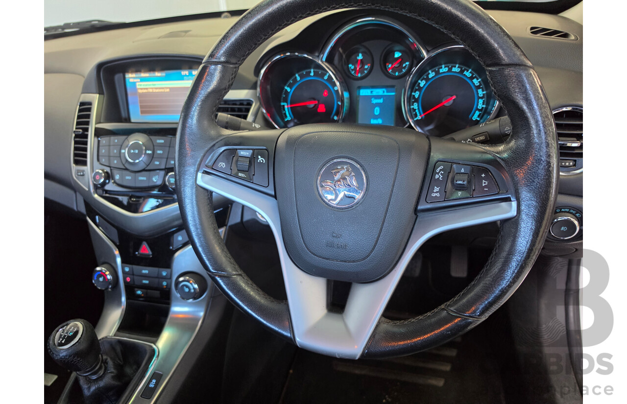 05/2014 Holden Cruze Z-Series JH MY14 4d Sedan White 1.8L