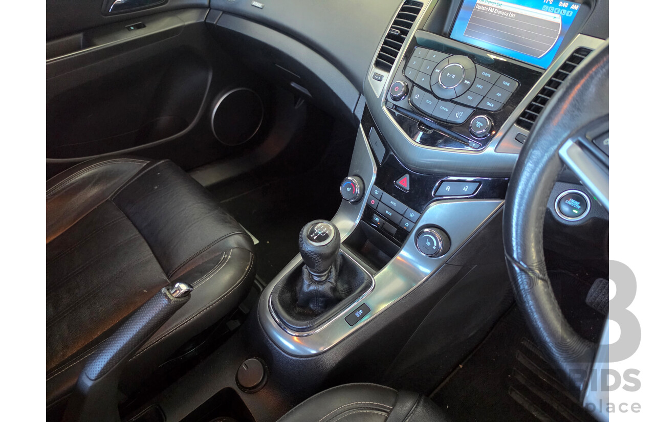 05/2014 Holden Cruze Z-Series JH MY14 4d Sedan White 1.8L
