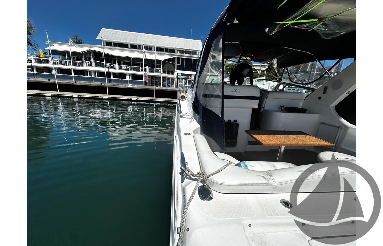 NO RESERVE | 2002 Mustang 3800 Sports Cruiser, Twin 350 Mercruiser MPi