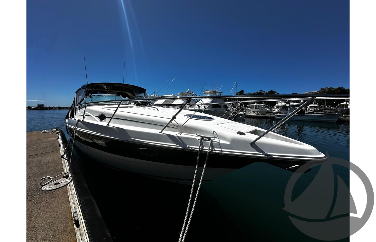 NO RESERVE | 2002 Mustang 3800 Sports Cruiser, Twin 350 Mercruiser MPi