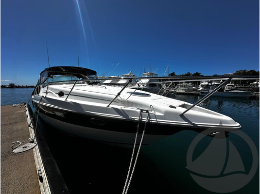 NO RESERVE | 2002 Mustang 3800 Sports Cruiser, Twin 350 Mercruiser MPi