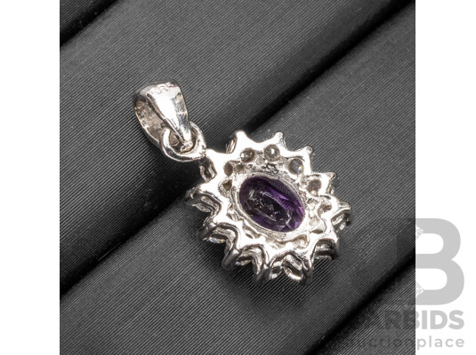 14ct White Gold Amethyst & Cubic Zirconia Pendant - 1.81gms