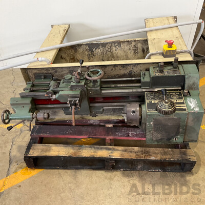 Hercus 260-G  Bench Lathe