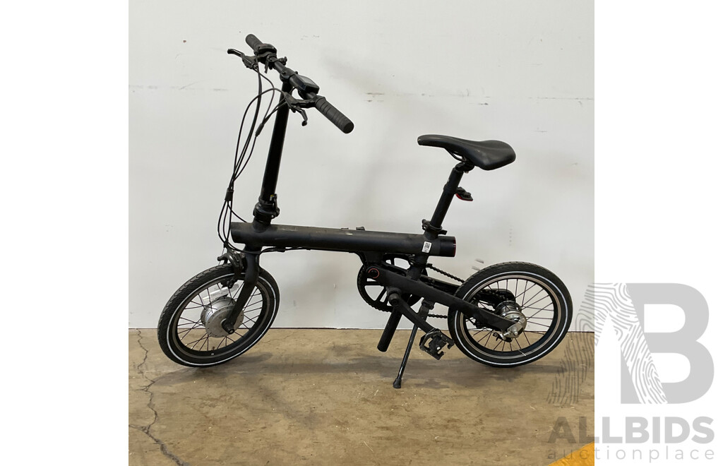 Assortment of E-SCOOTERS - LOT of 10