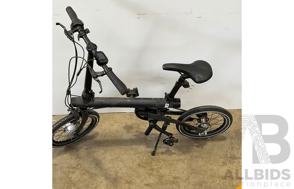 Assortment of E-SCOOTERS - LOT of 10