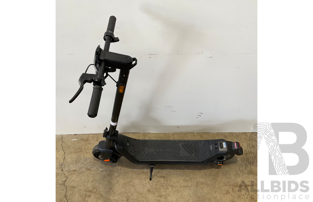 Assortment of E-SCOOTERS - LOT of 10