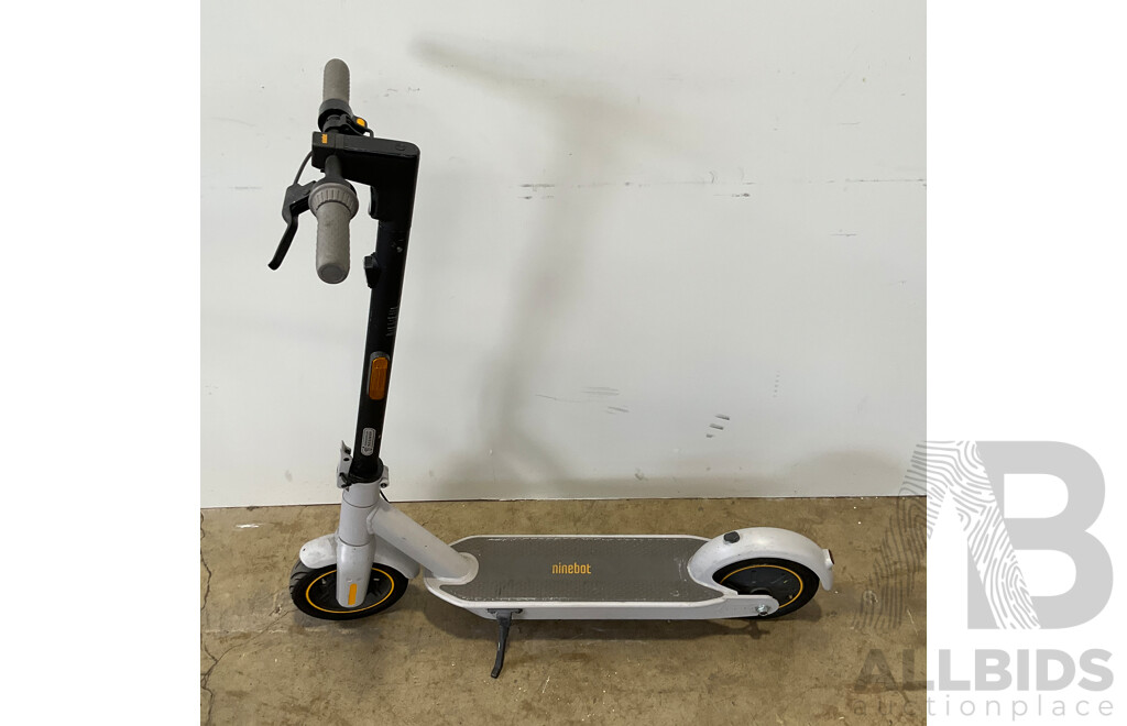 Assortment of E-SCOOTERS - LOT of 10