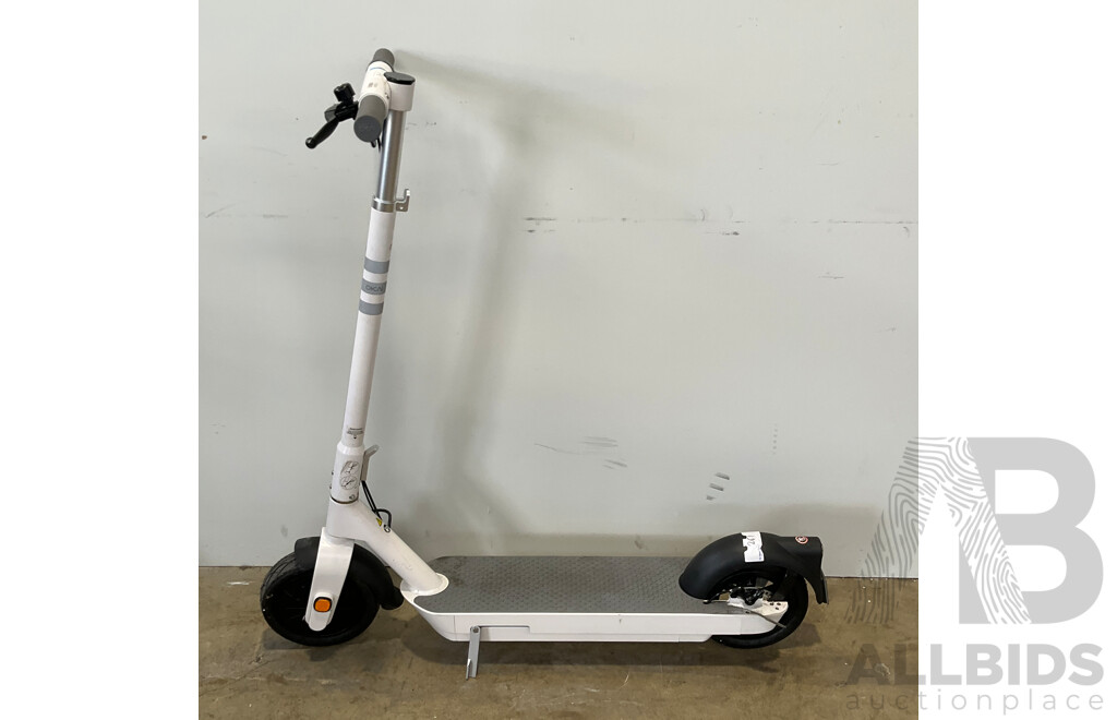 Assortment of E-SCOOTERS - LOT of 10