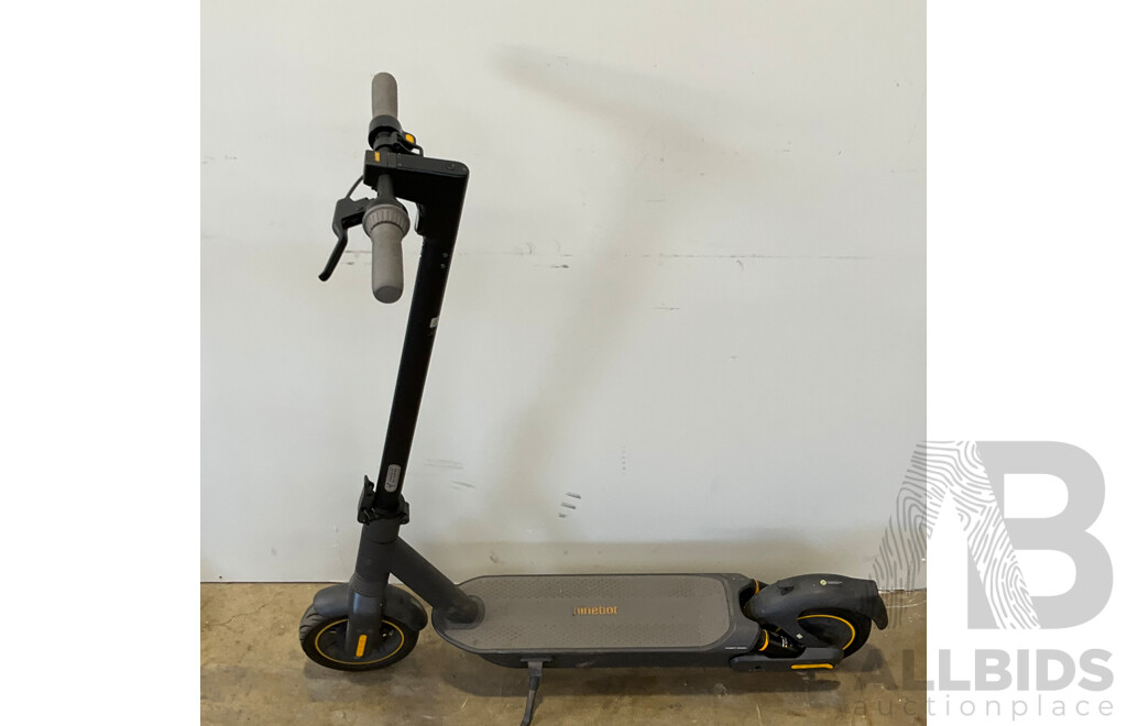 Assortment of E-SCOOTERS - LOT of 10