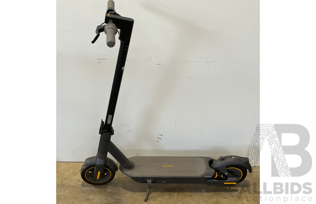 Assortment of E-SCOOTERS - LOT of 10
