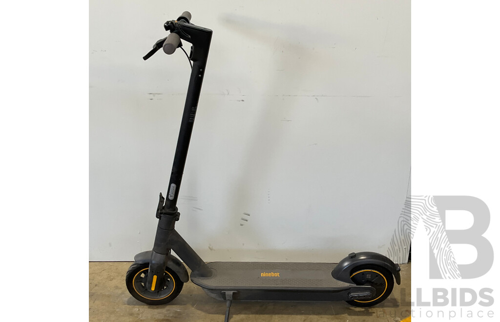 Assortment of E-SCOOTERS - LOT of 10