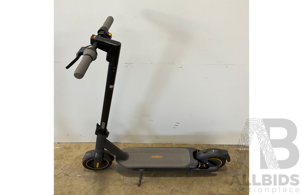 Assortment of E-SCOOTERS - LOT of 10