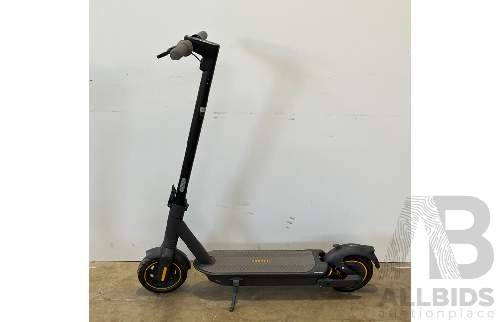 Assortment of E-SCOOTERS - LOT of 10