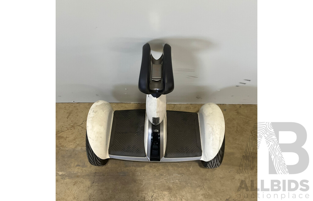 Assortment of ELECTRIC MICRO-MOBILITY TRANSPORTERS & BIKE - LOT of 4
