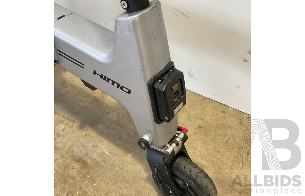 Assortment of ELECTRIC MICRO-MOBILITY TRANSPORTERS & BIKE - LOT of 4