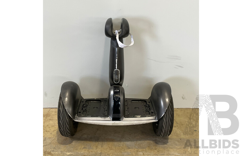 Assortment of ELECTRIC MICRO-MOBILITY TRANSPORTERS & BIKE - LOT of 4