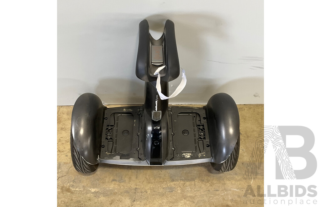 Assortment of ELECTRIC MICRO-MOBILITY TRANSPORTERS & BIKE - LOT of 4