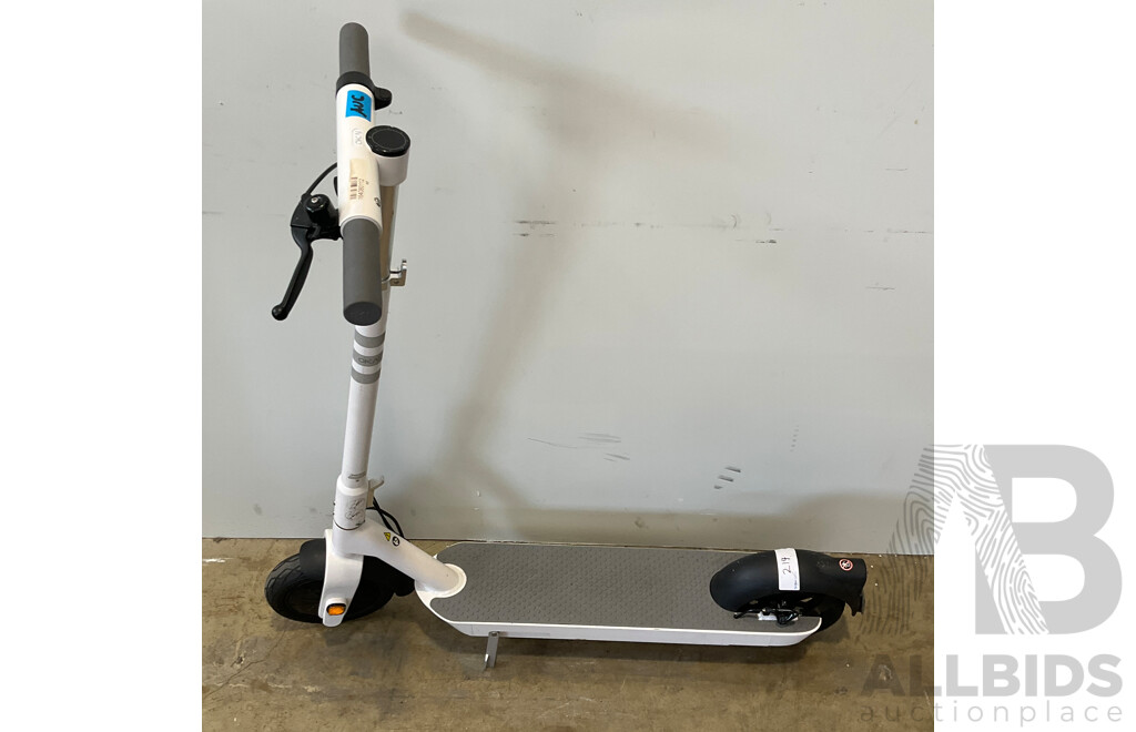 Assortment of E-SCOOTERS - LOT of 5