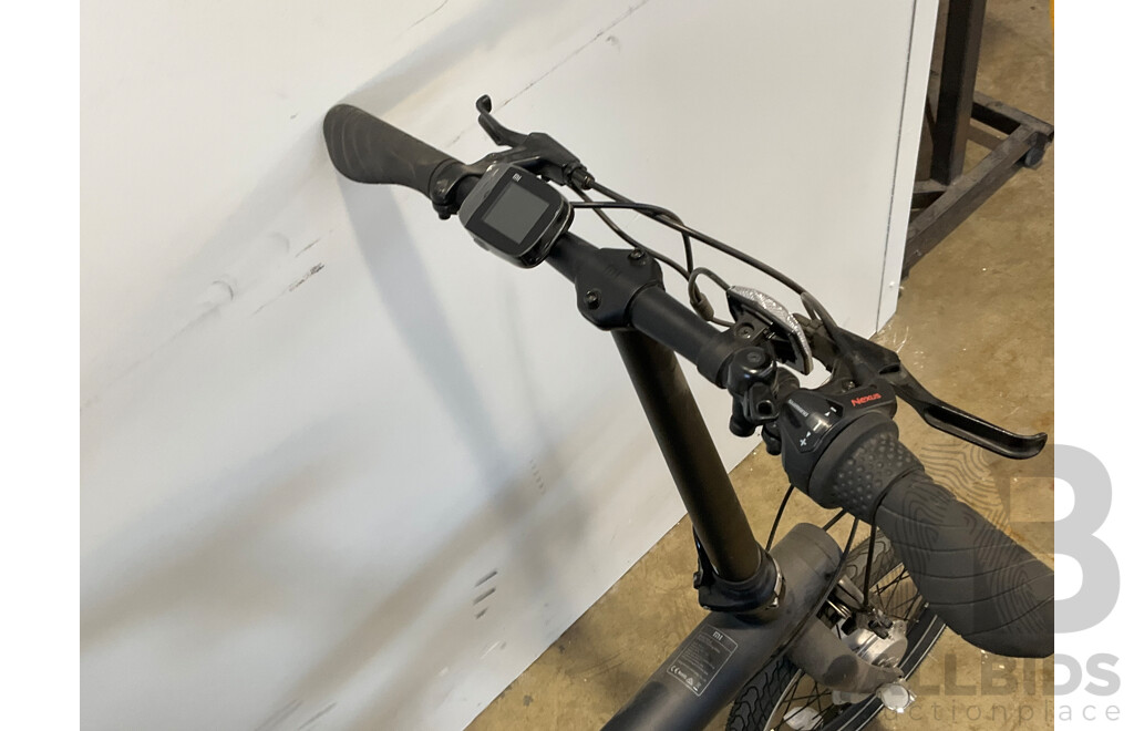 Assortment of E-BIKES - LOT of 5