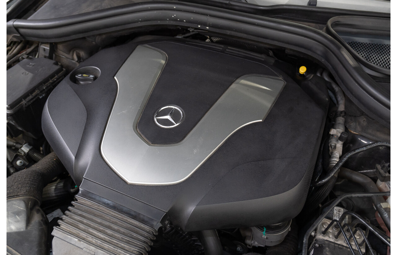 10/2015 Mercedes-Benz GLE350d AWD 166 4d Wagon Black 3.0L