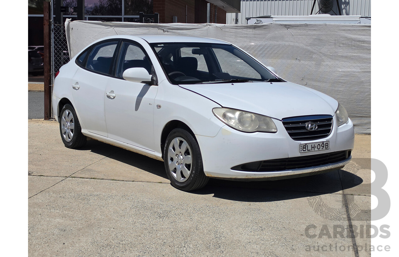 10/2009 Hyundai Elantra SX HD 4d Sedan White 2.0L