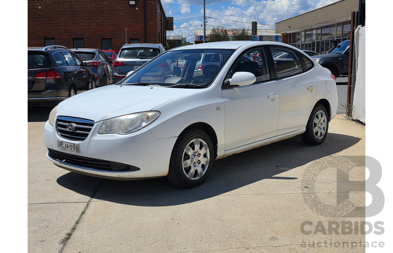 10/2009 Hyundai Elantra SX HD 4d Sedan White 2.0L