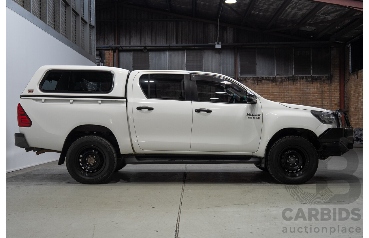 04/2022 Toyota Hilux SR (4x4) GUN126R Double Cab P/Up White 2.8L