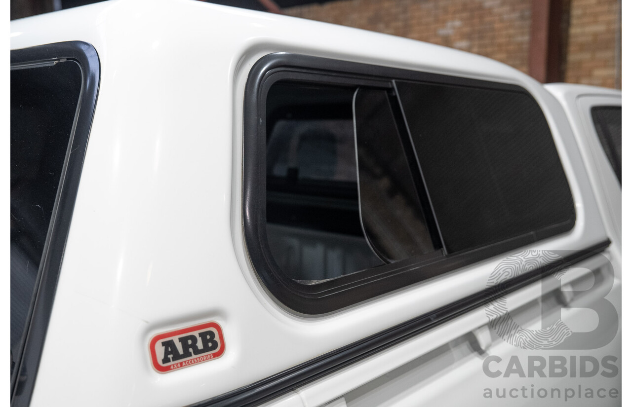 04/2022 Toyota Hilux SR (4x4) GUN126R Double Cab P/Up White 2.8L