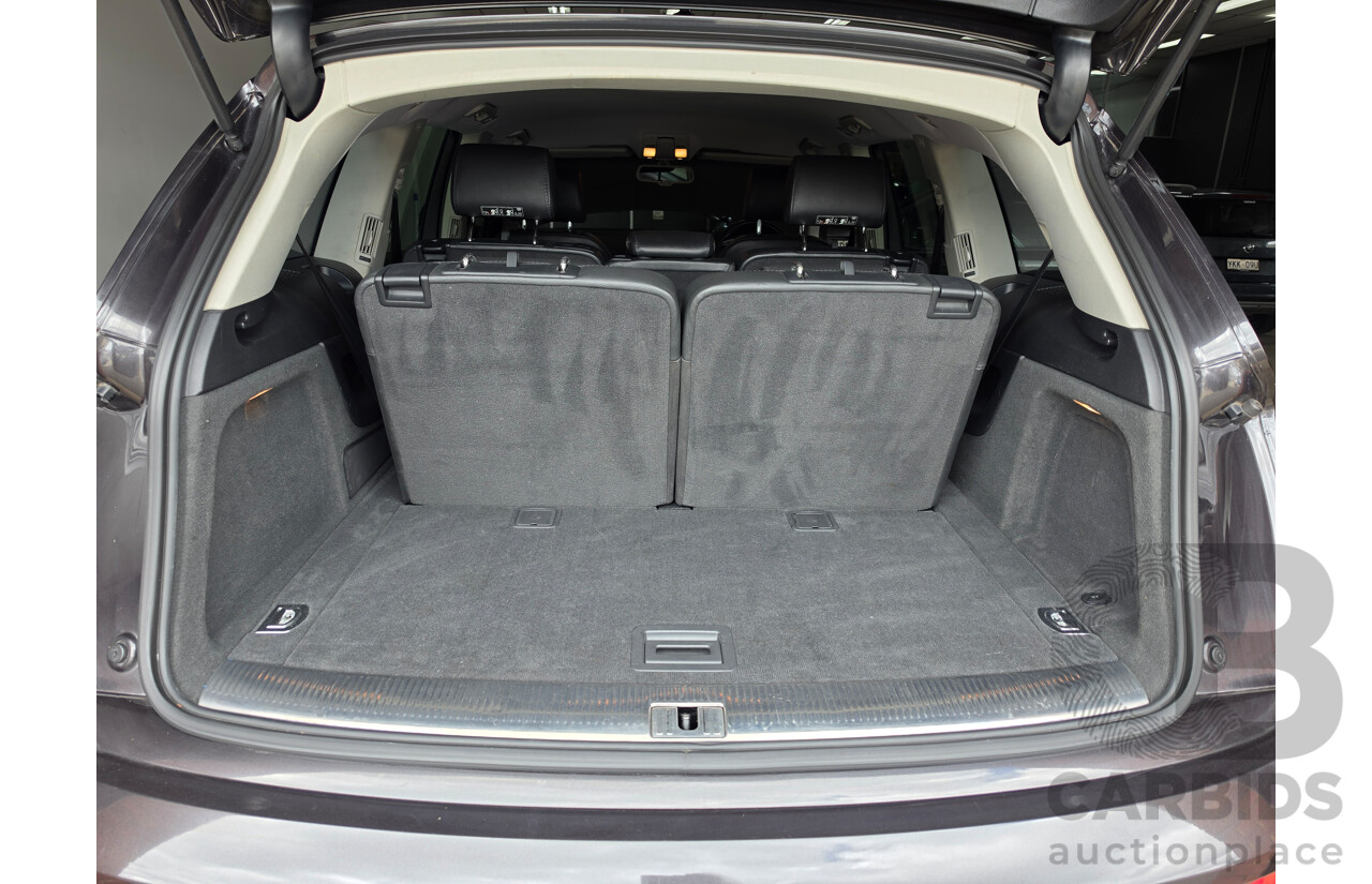 08/2010 Audi Q7 3.0 TDI Quattro S-Line MY10 upgrade 4d Wagon Lava Grey Metallic Turbo Diesel 3.0L - 7 Seater