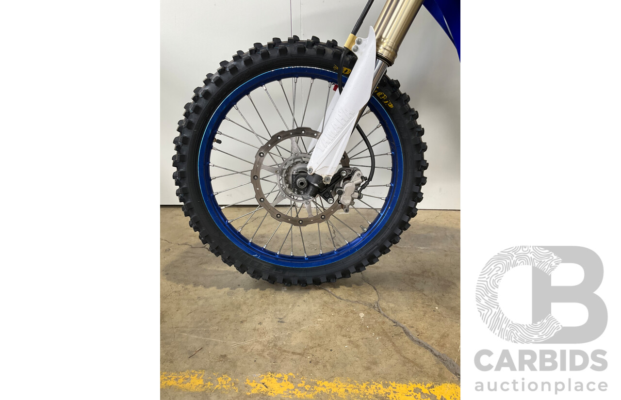 YAMAHA GYTR YZ450F Dirt Bike