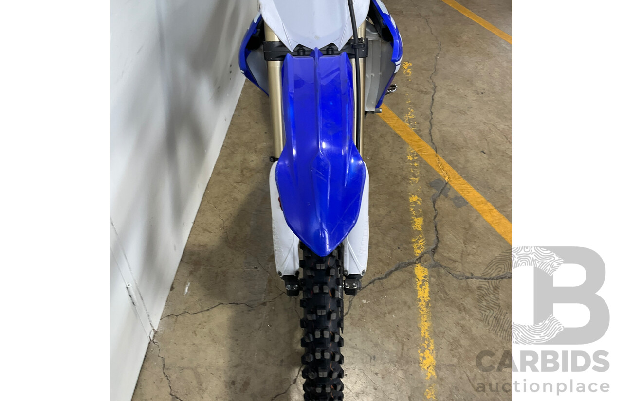 YAMAHA GYTR YZ450F Dirt Bike