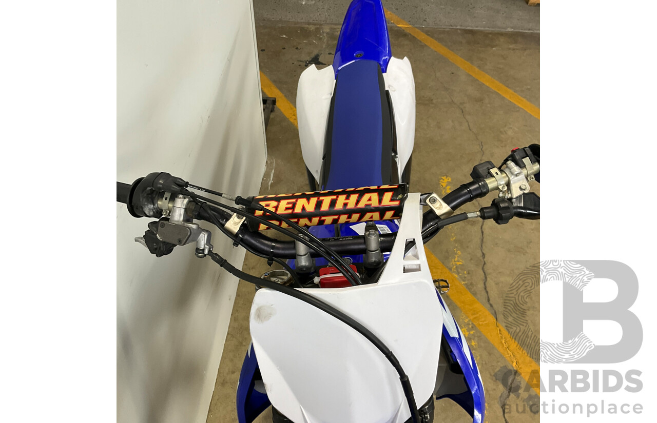 YAMAHA GYTR YZ450F Dirt Bike