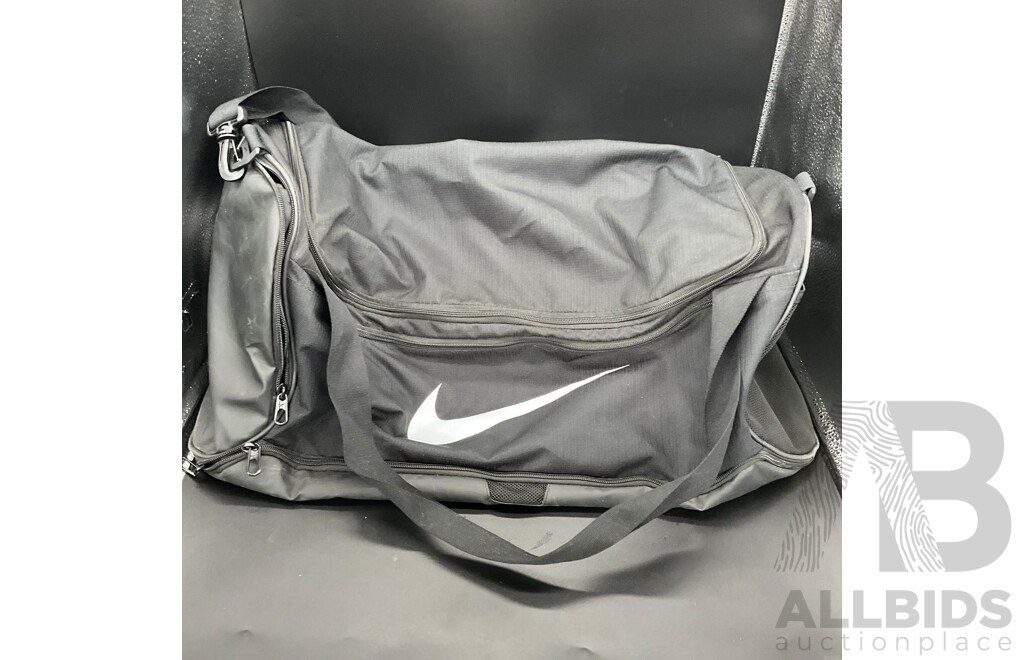 NIKE & UNDER ARMOUR Duffel Bags - LOT of 2