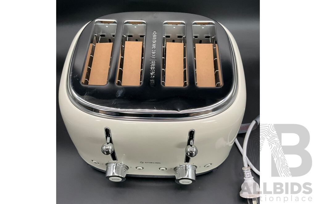 STIRLING 4-Slice Designer Toaster