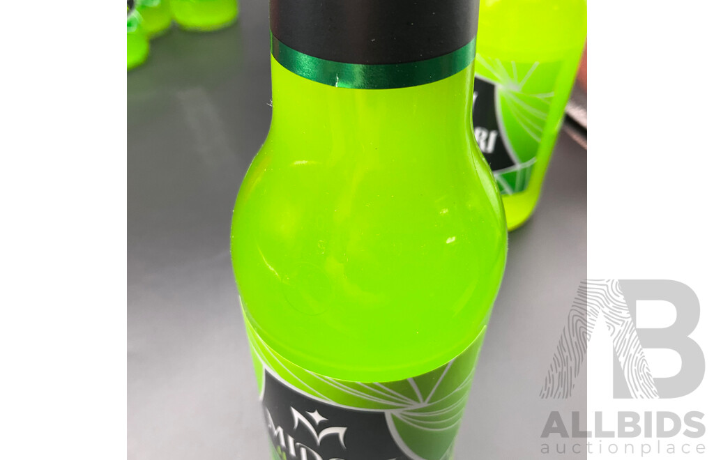 VODKA CRUISER & MIDORI Illusion - Lot of 12