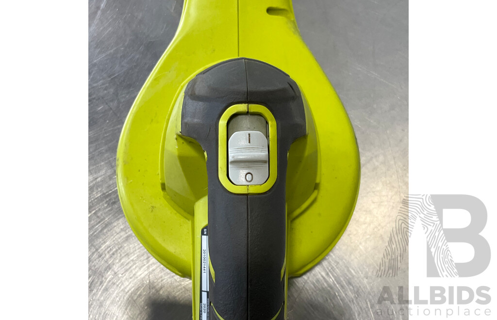 RYOBI (OBL1820S) 18V ONE+ Cordless Leaf Blower