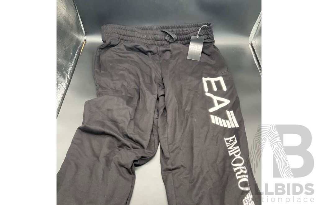 Assortment of Men's Clothing (EA7, U.S.POLO ASSN) - LOT of 5