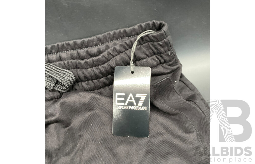 Assortment of Men's Clothing (EA7, U.S.POLO ASSN) - LOT of 5