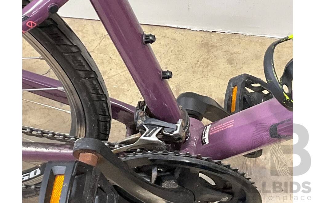 SPECIALIZED Sirrus 1.0 Hybrid Bike