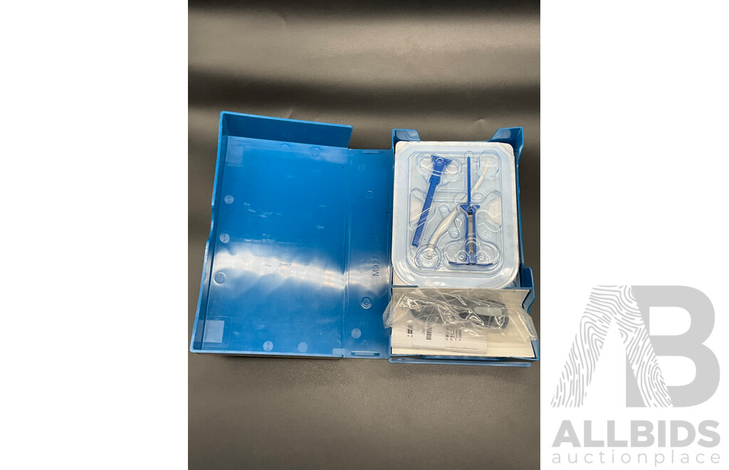 MEDTRONIC Reveal LINQ (LNQ11 / PA96000) Insertable Cardiac Monitor (ICM)