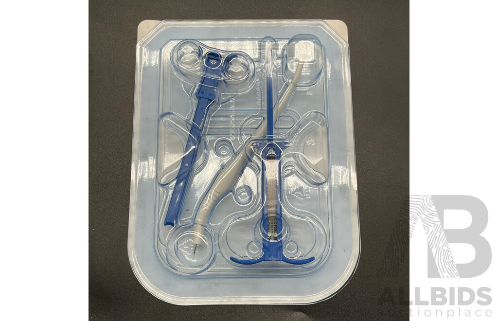 MEDTRONIC Reveal LINQ (LNQ11 / PA96000) Insertable Cardiac Monitor (ICM)