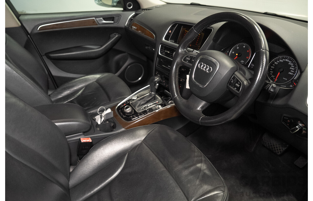 04/2010 Audi Q5 3.0 TDI Quattro AWD 8R MY10 4d Wagon Grey 3.0L