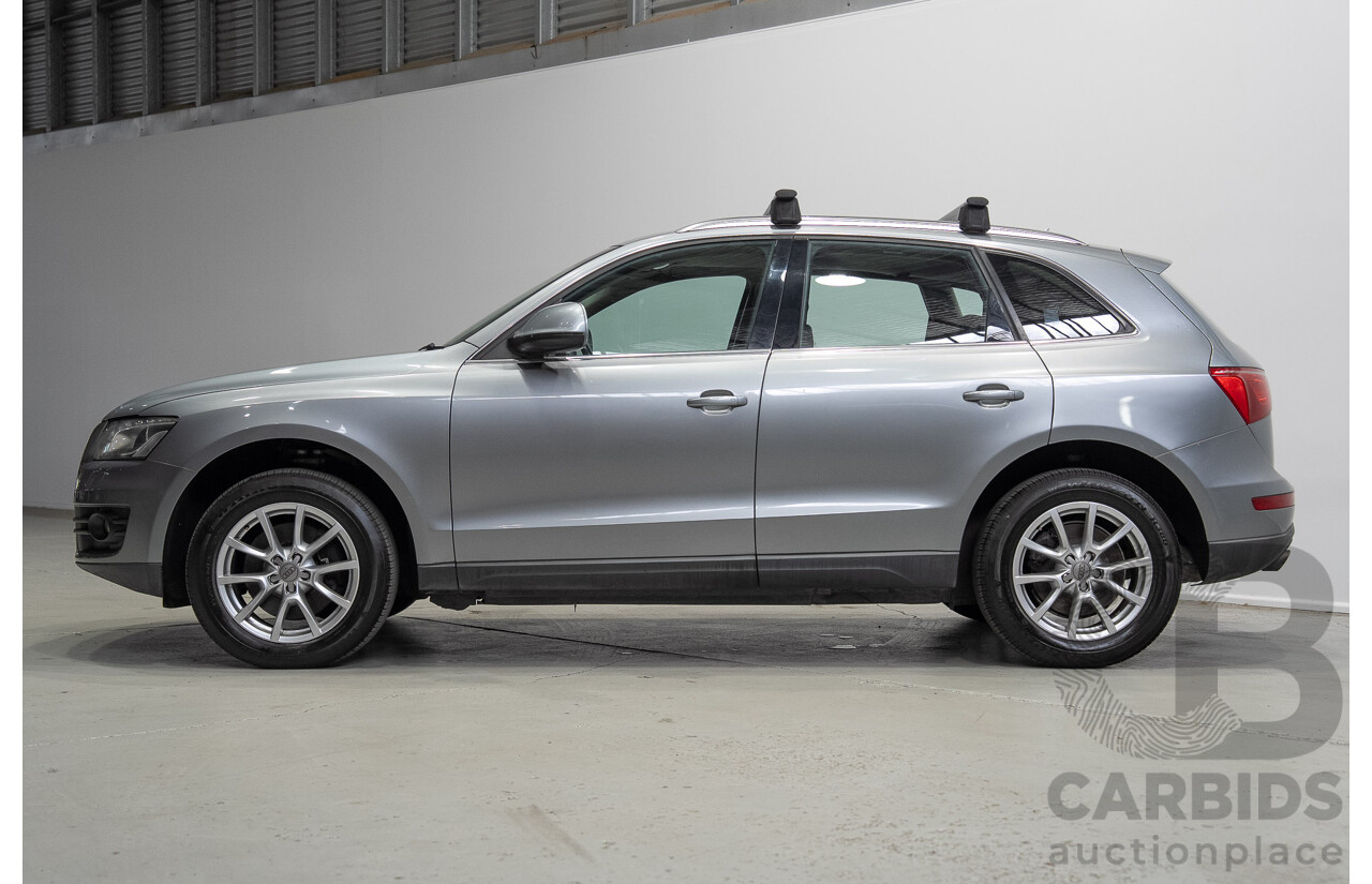 04/2010 Audi Q5 3.0 TDI Quattro AWD 8R MY10 4d Wagon Grey 3.0L
