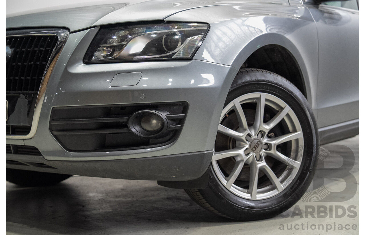 04/2010 Audi Q5 3.0 TDI Quattro AWD 8R MY10 4d Wagon Grey 3.0L