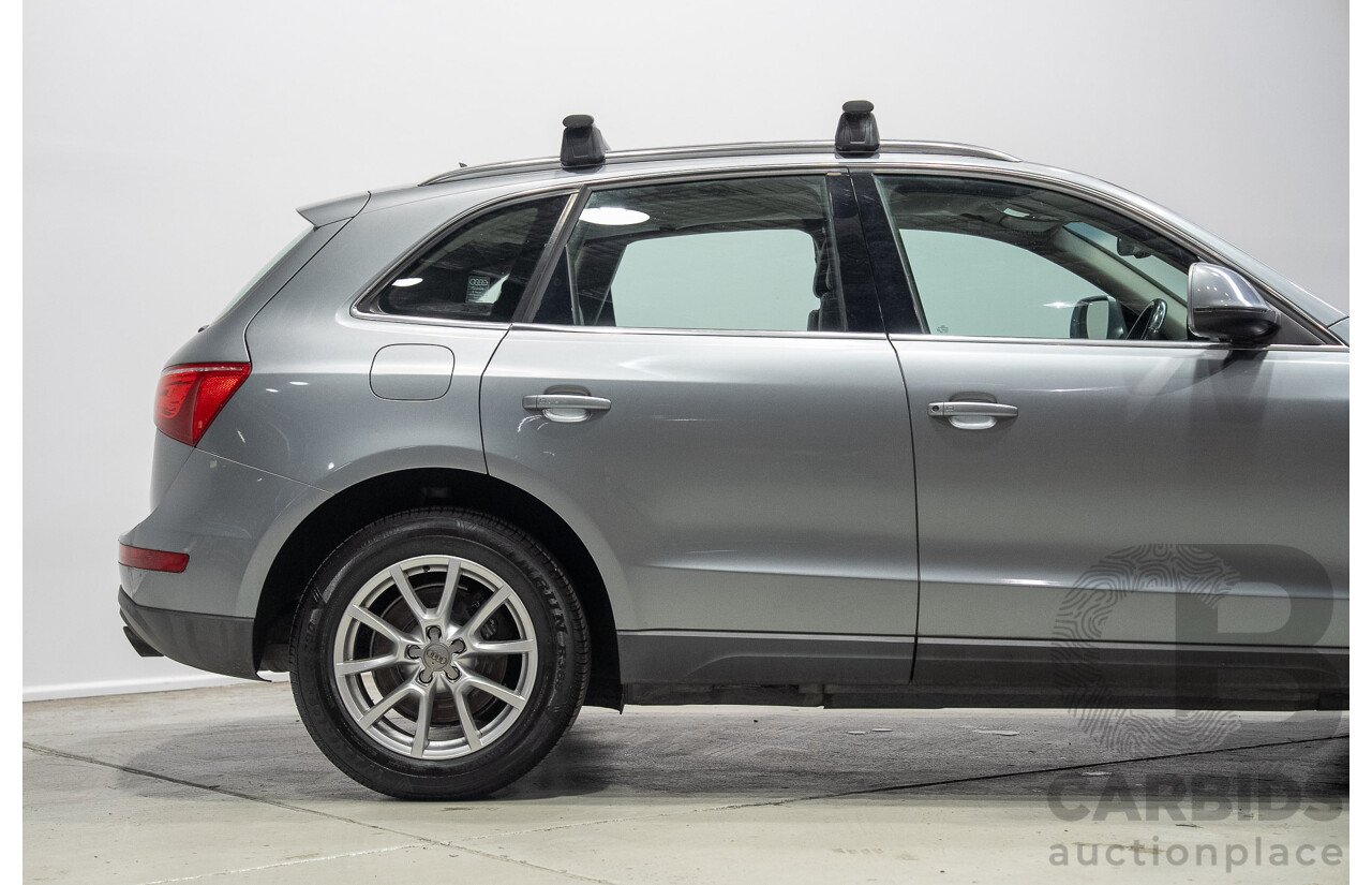 04/2010 Audi Q5 3.0 TDI Quattro AWD 8R MY10 4d Wagon Grey 3.0L