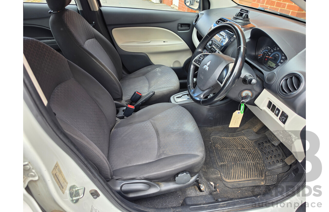 04/2013 Mitsubishi Mirage ES LA 5d Hatchback White 1.2L
