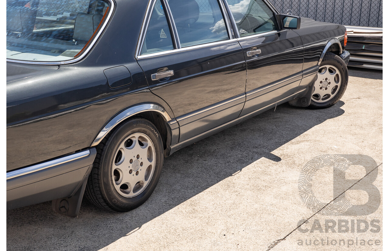 6/1989 Mercedes-Benz 560 SEL W126 4d Sedan Grey V8 5.5L