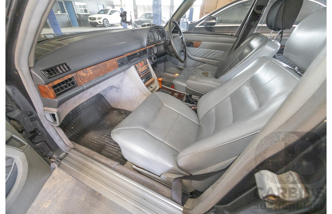 6/1989 Mercedes-Benz 560 SEL W126 4d Sedan Grey V8 5.5L